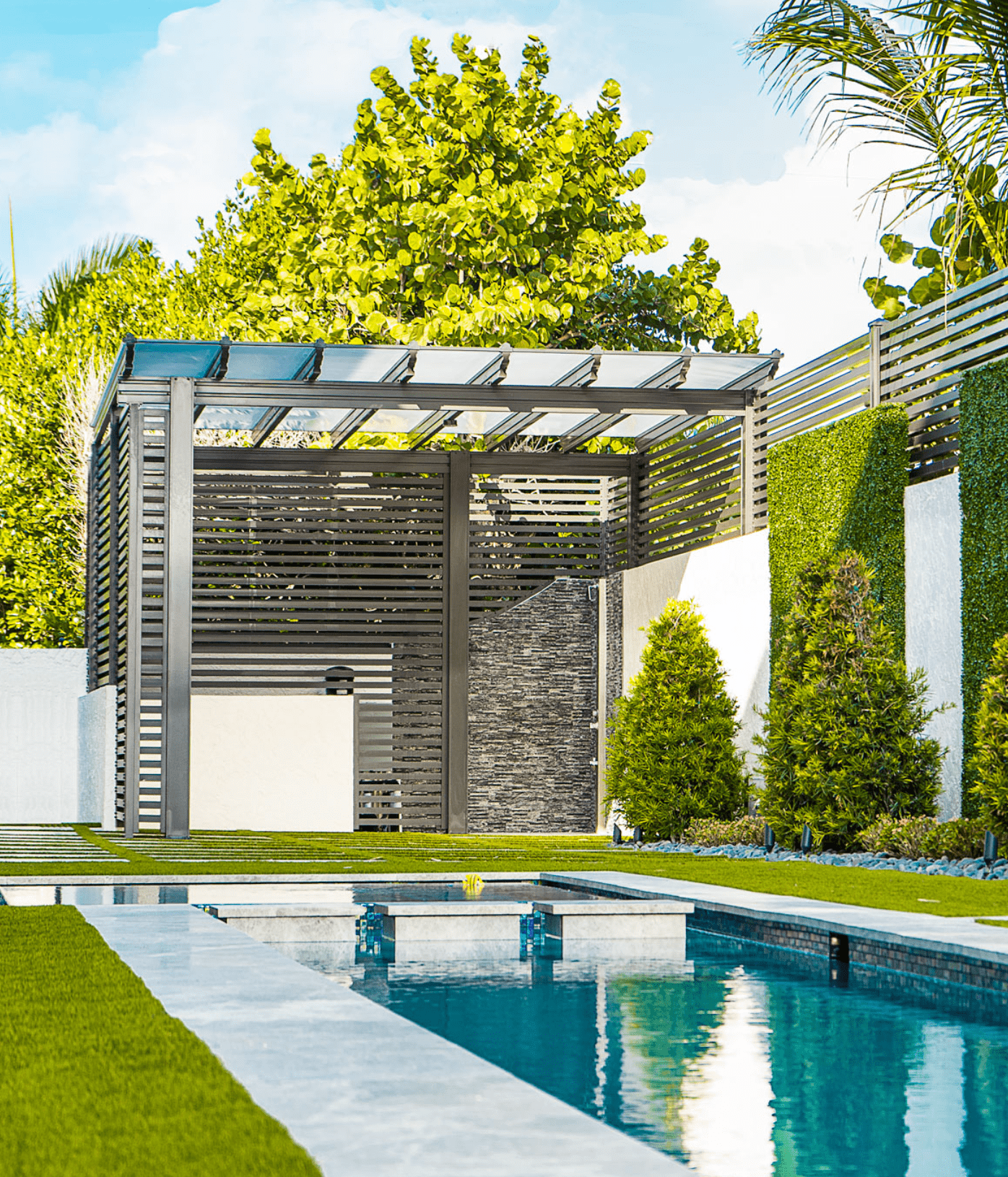 Fresco-Translucent-Polycarbonate-Freestanding-Patio