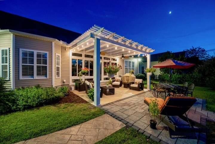 Renaissance Patio White Decorative Pergola
